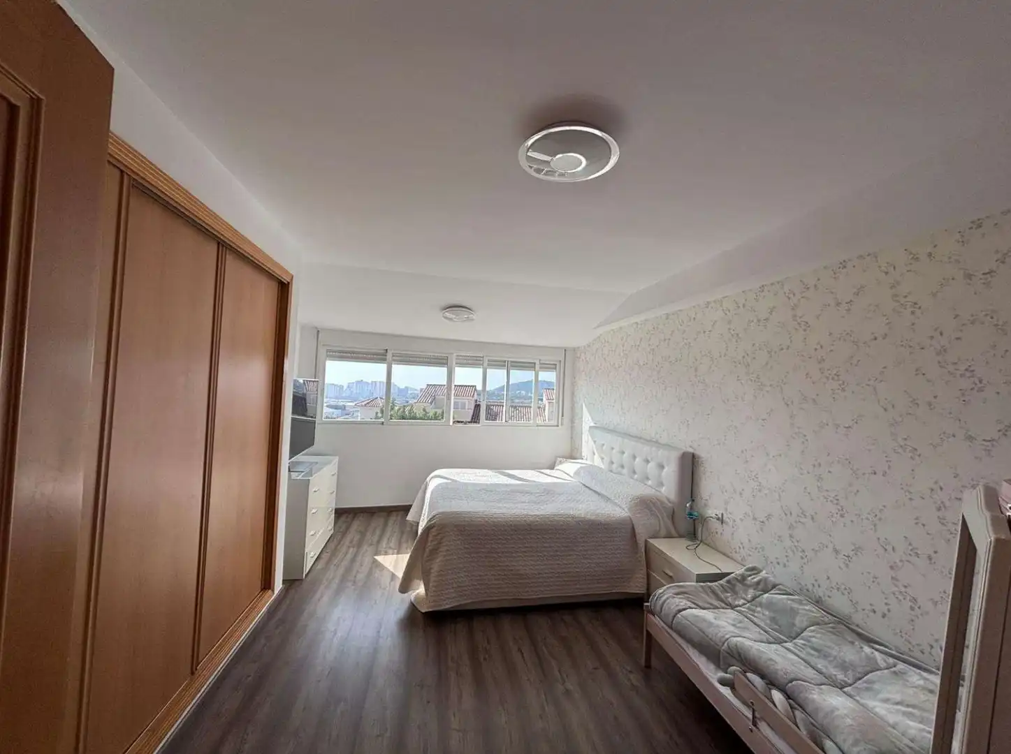 Casa aparellada en venda a Avda. Costa Blanca, imagen 11