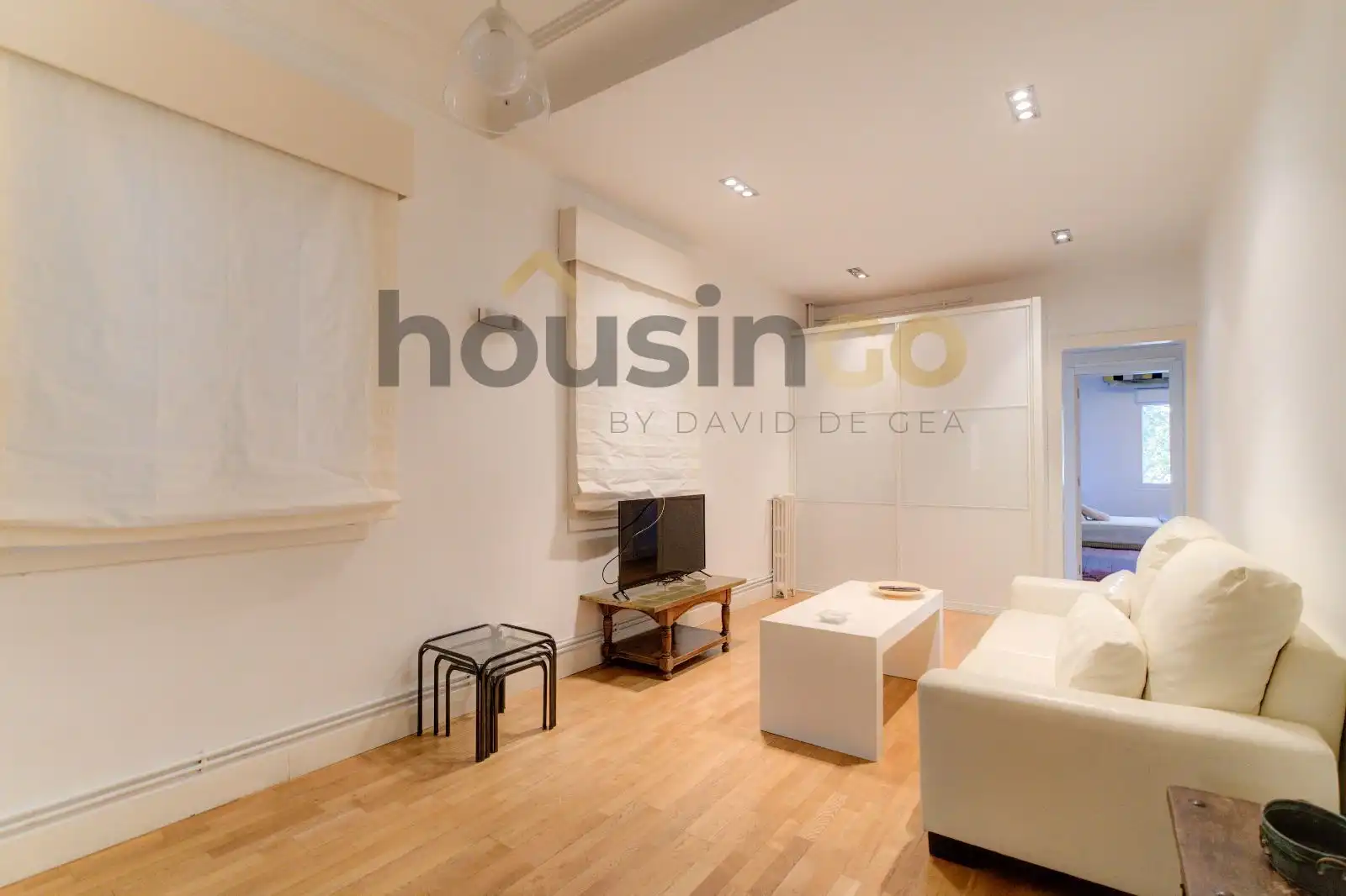 Flat for rent in Madrid  with Air Conditioner, Heating and Furnished