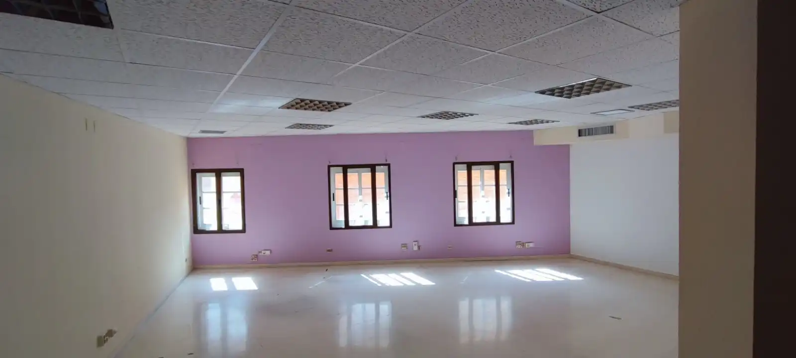 Business premises to rent in Calle Ramón y Cajal