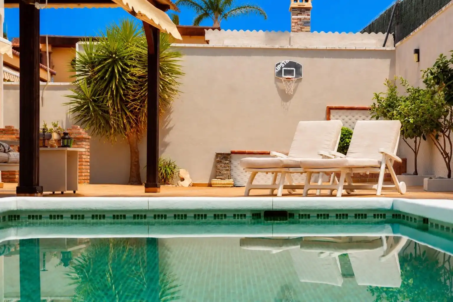 Piscina de Casa o chalet en venta en Alhaurín de la Torre con Aire acondicionado, Calefacción y Piscina