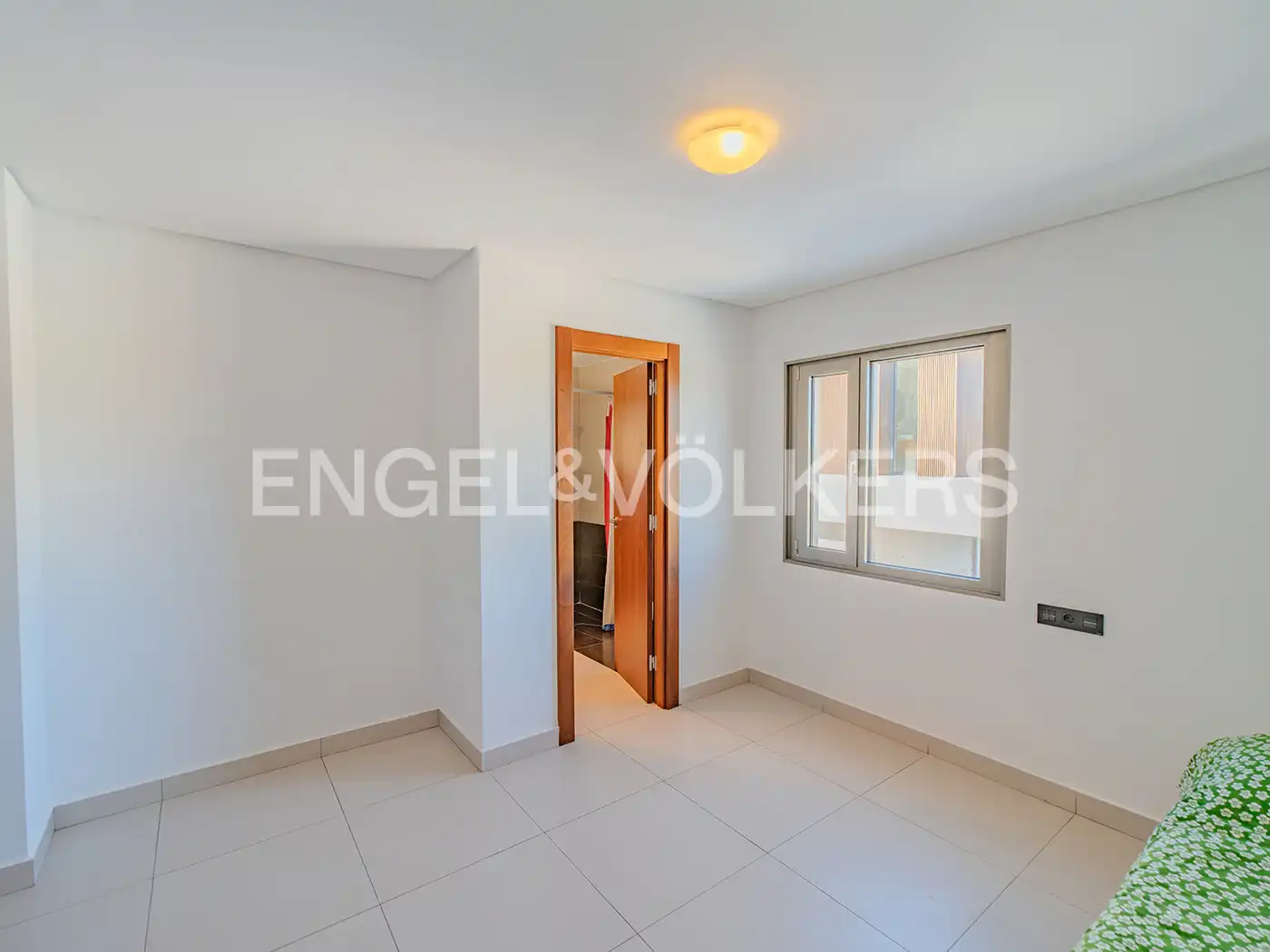 Casa o xalet en venda en Alicante / Alacant amb Aire condicionat, Calefacció i Jardí privat