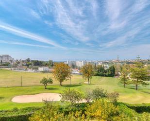 Exterior view of Flat for sale in Marbella  with Terrace, Furnished and Oven