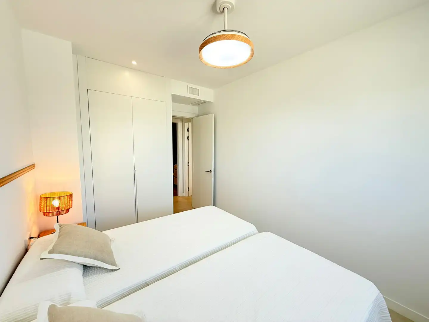 Habitación de Ático en venta en Vélez-Málaga con Aire acondicionado, Trastero y Piscina