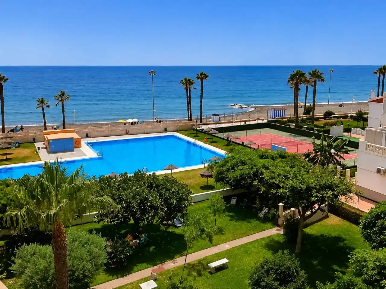Piscina de Pis en venda en Vélez-Málaga amb Aire condicionat, Parquet i Piscina