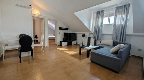 ESPECTACULAR CHALET ADOSADO EN YELES