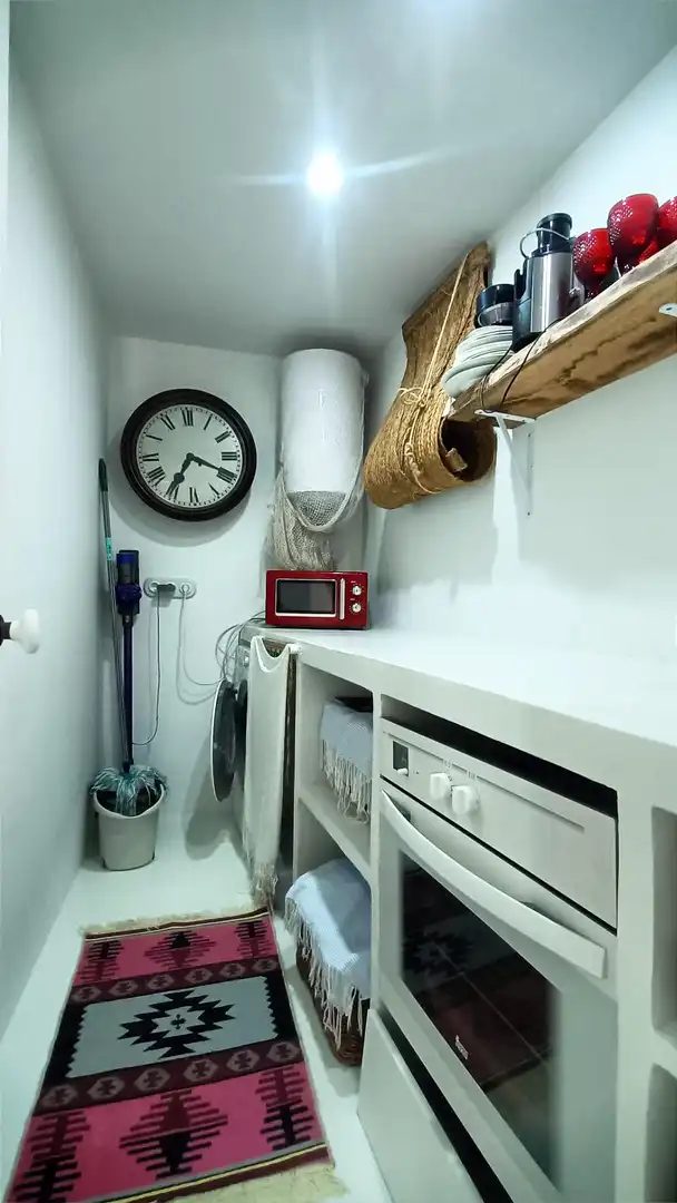Cuina de Apartament en venda en Santa Pola amb Aire condicionat i Moblat