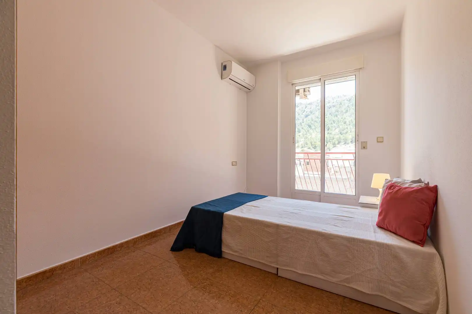 Habitación de Ático en venta en Murcia con Terraza, Trastero y Balcón