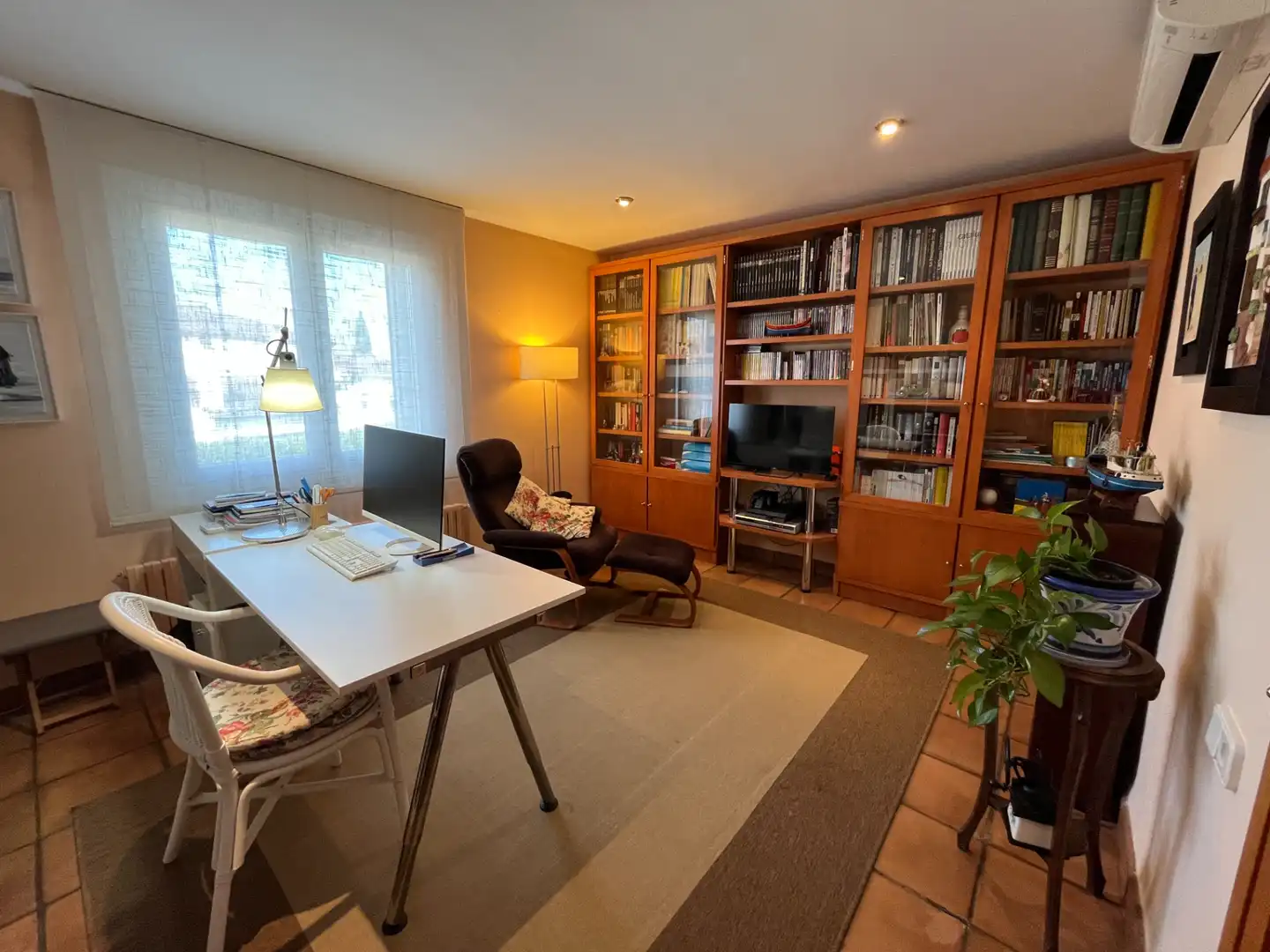 Living room of Houses for sale in Girona  with Air Conditioner, Heating and Private garden
