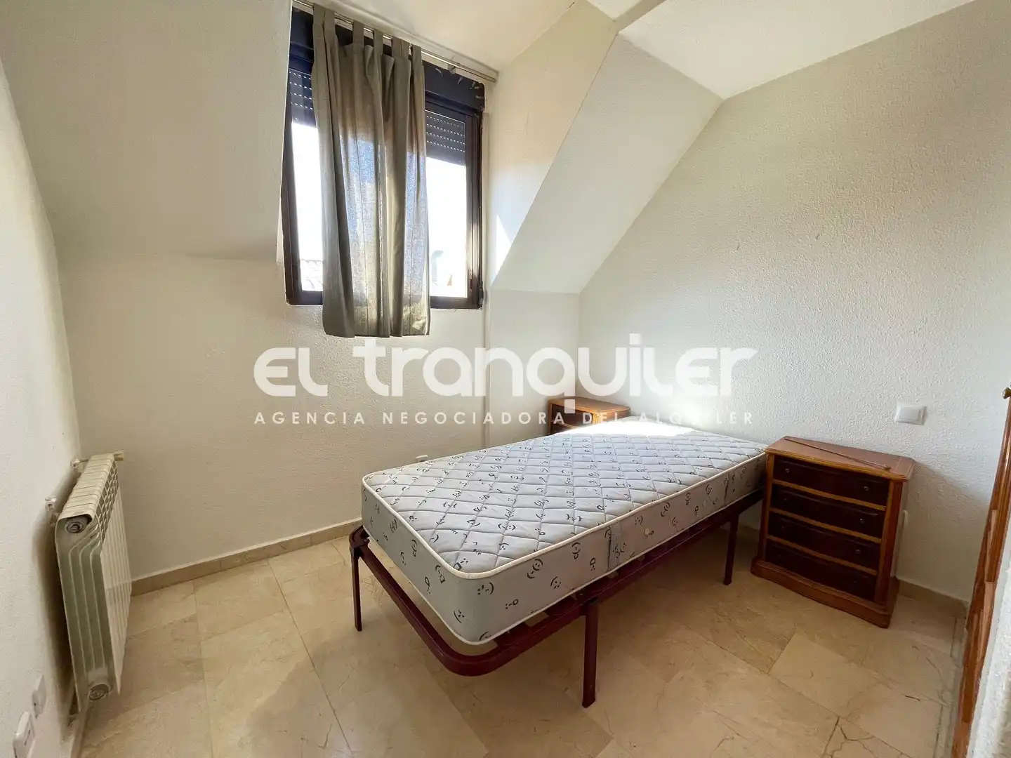 Wohnung zur Miete in Calle Navarra, Casco Antiguo