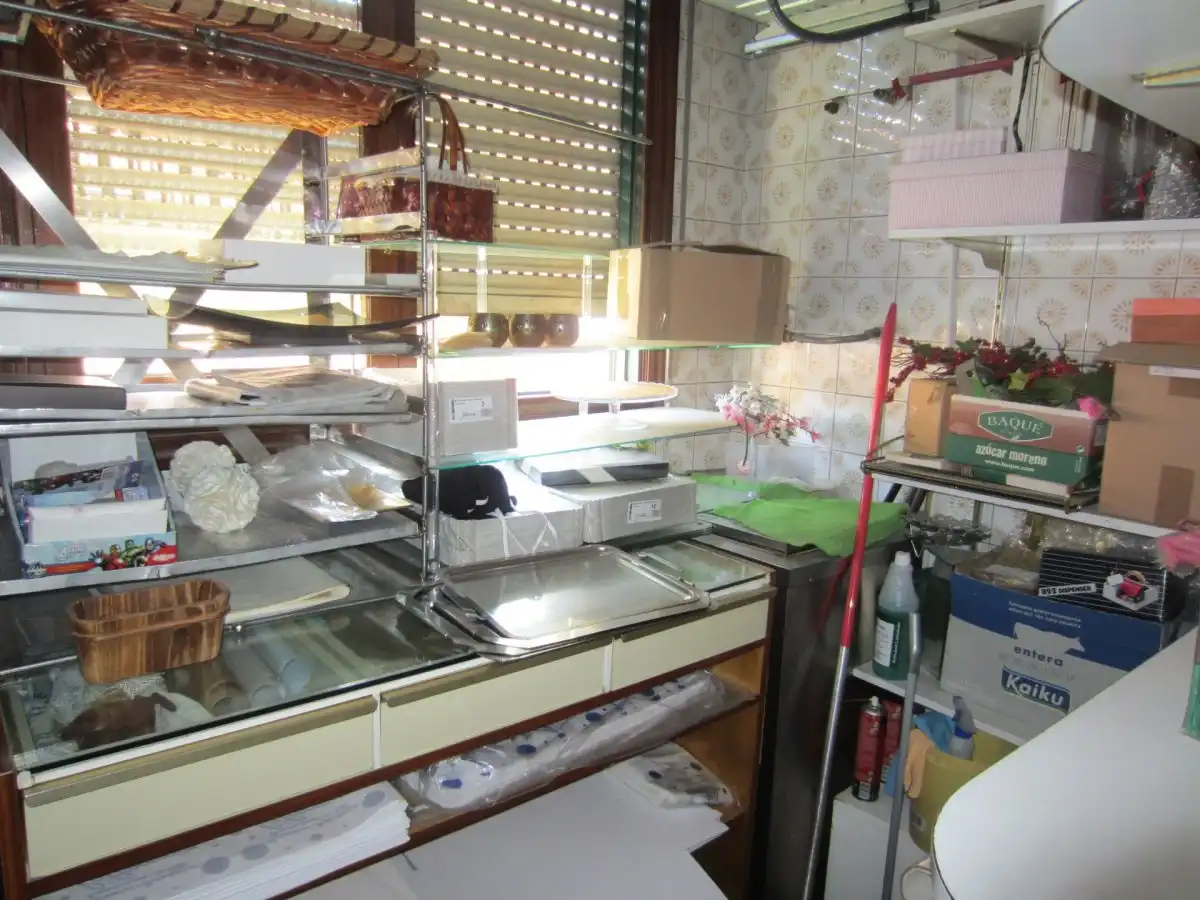 Locale commerciale in affitto a Kalero - Basozelai, imagen 7