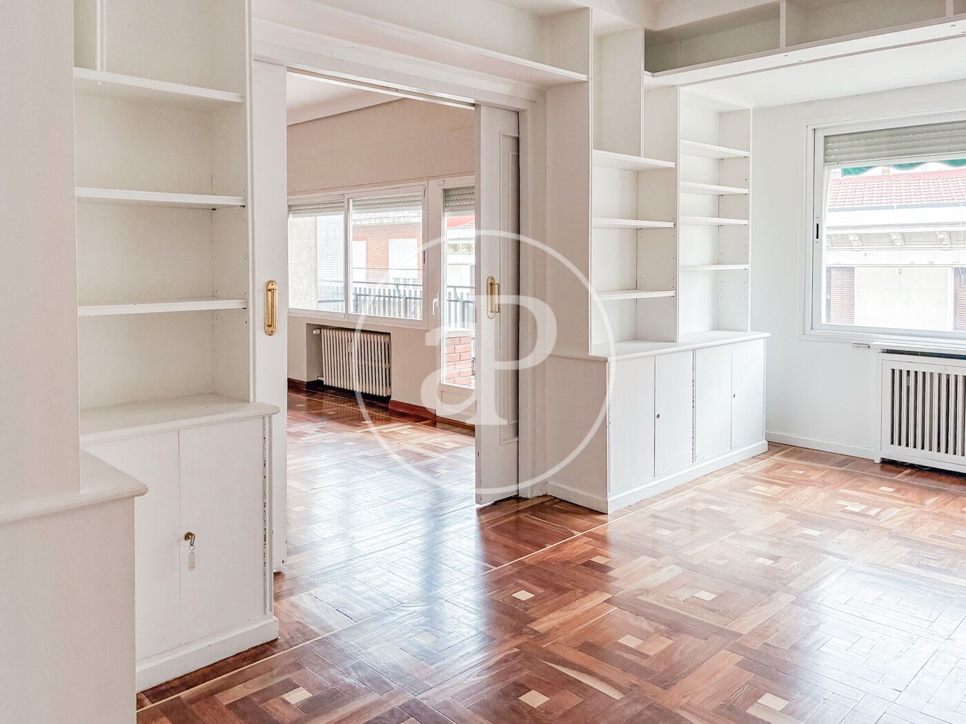 Living room of Flat to rent in  Madrid Capital  with Air Conditioner, Heating and Terrace