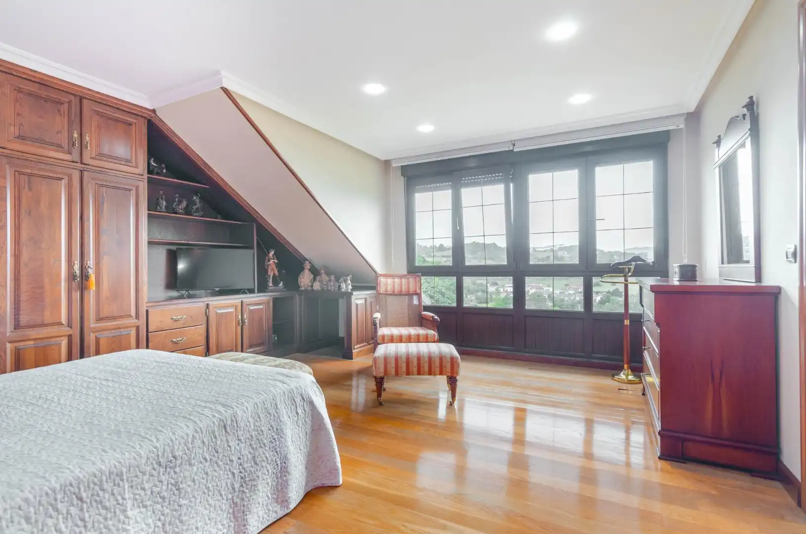Habitación de Casa o chalet en venta en Piloña con Calefacción, Jardín privado y Parquet