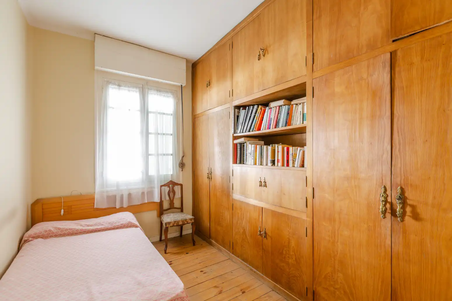 Habitación de Piso en venta en  Pamplona / Iruña con Parquet y Balcón