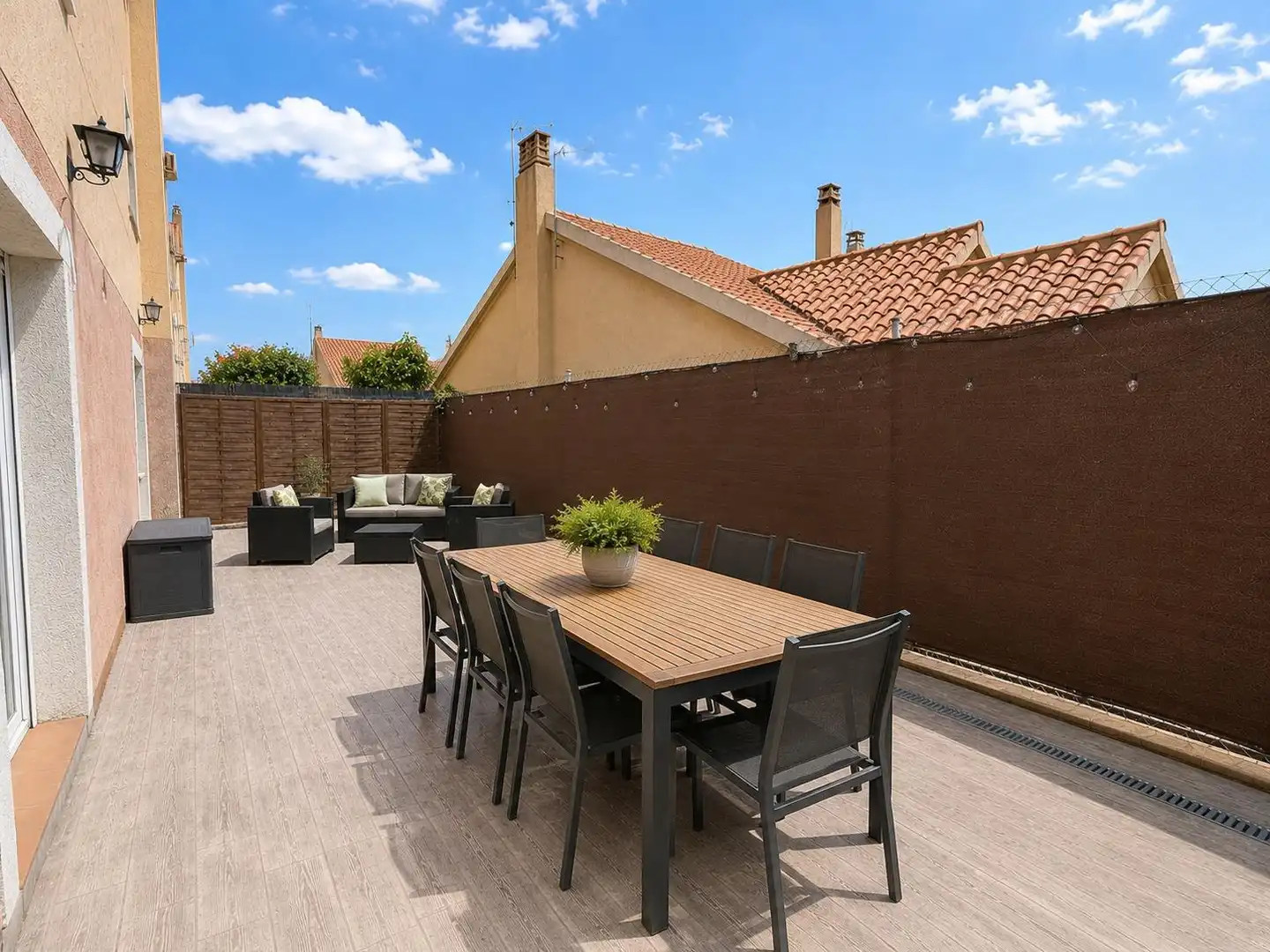 Terraza de Casa adosada en venta en Loeches con Calefacción, Jardín privado y Terraza