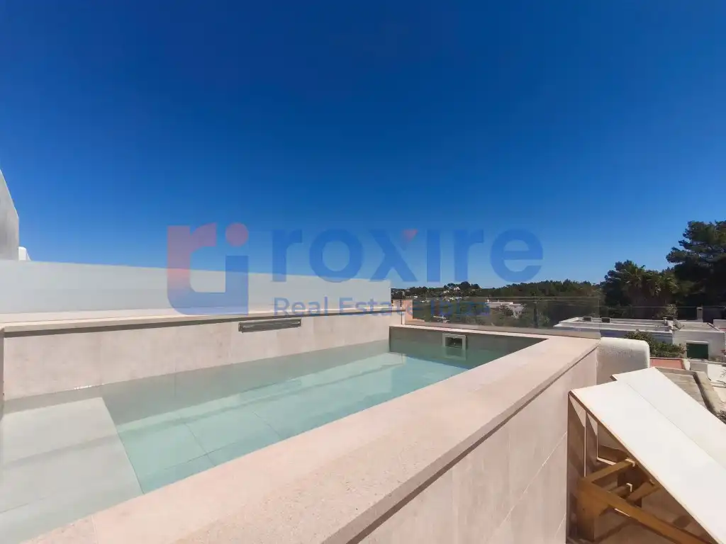 Piscina de Casa adosada de alquiler en Sant Antoni de Portmany con Aire acondicionado, Calefacción y Jardín privado