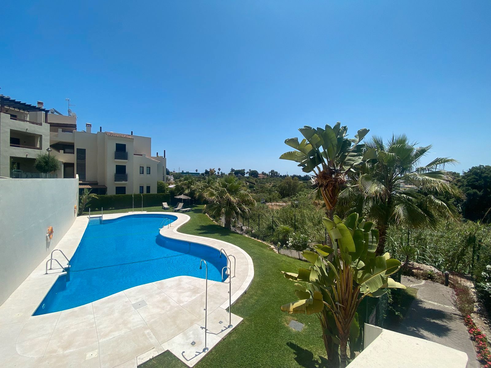 Swimming pool of Apartment for sale in Estepona  with Terrace, Storage room and Furnished
