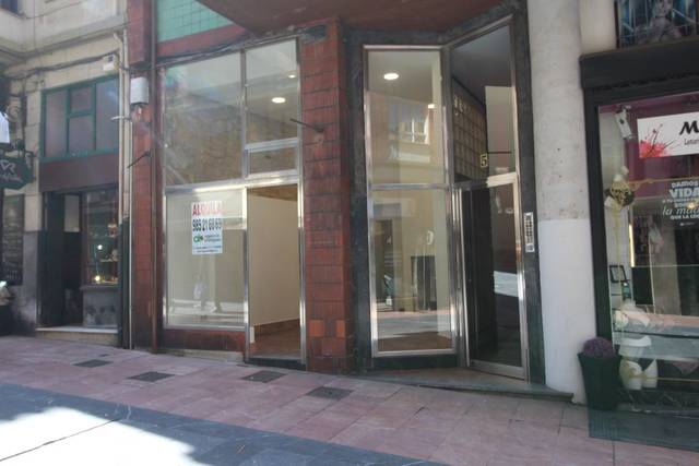 Local comercial en Alquiler en Casco Histórico