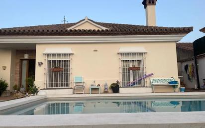 Exterior view of House or chalet for sale in Algeciras  with Swimming Pool