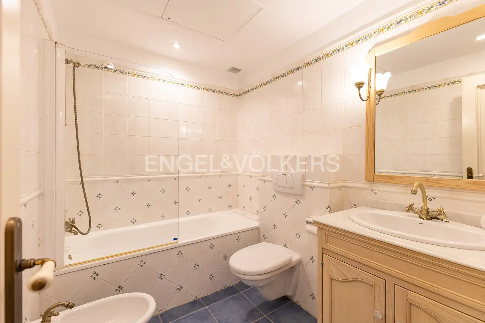 Houses for rent in Encinar de los Reyes