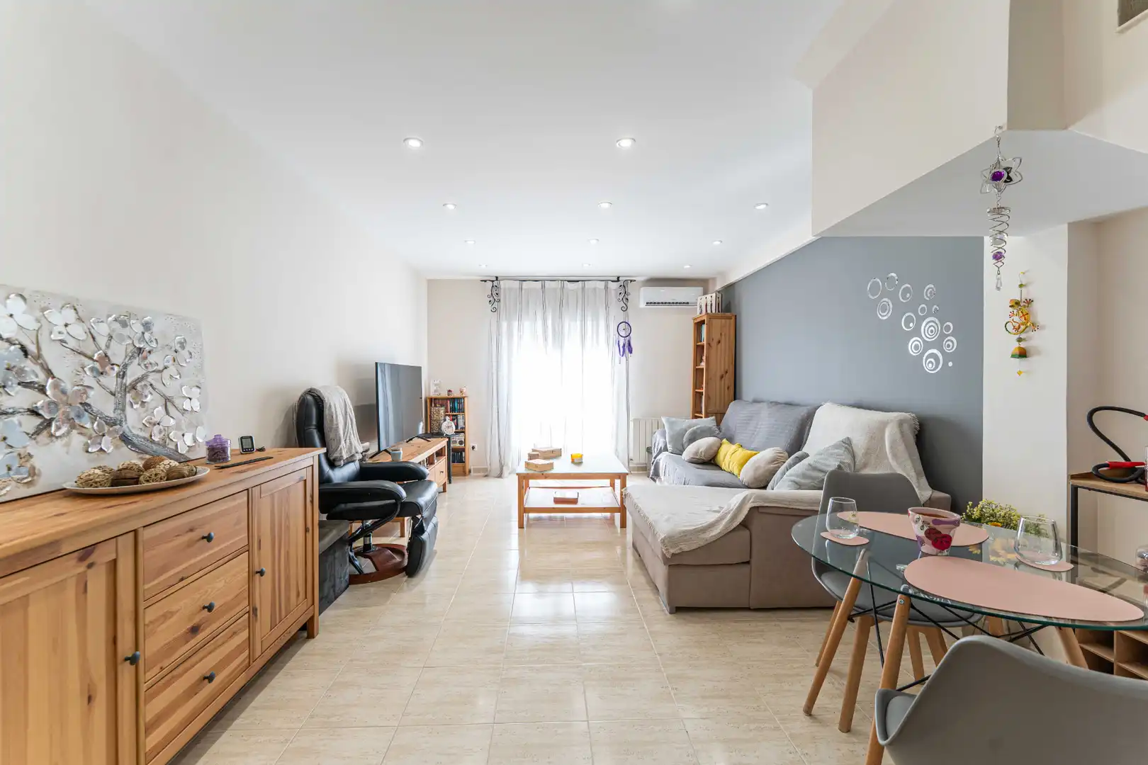 Living room of Duplexes for sale in Brunete  with Air Conditioner, Heating and Storage room