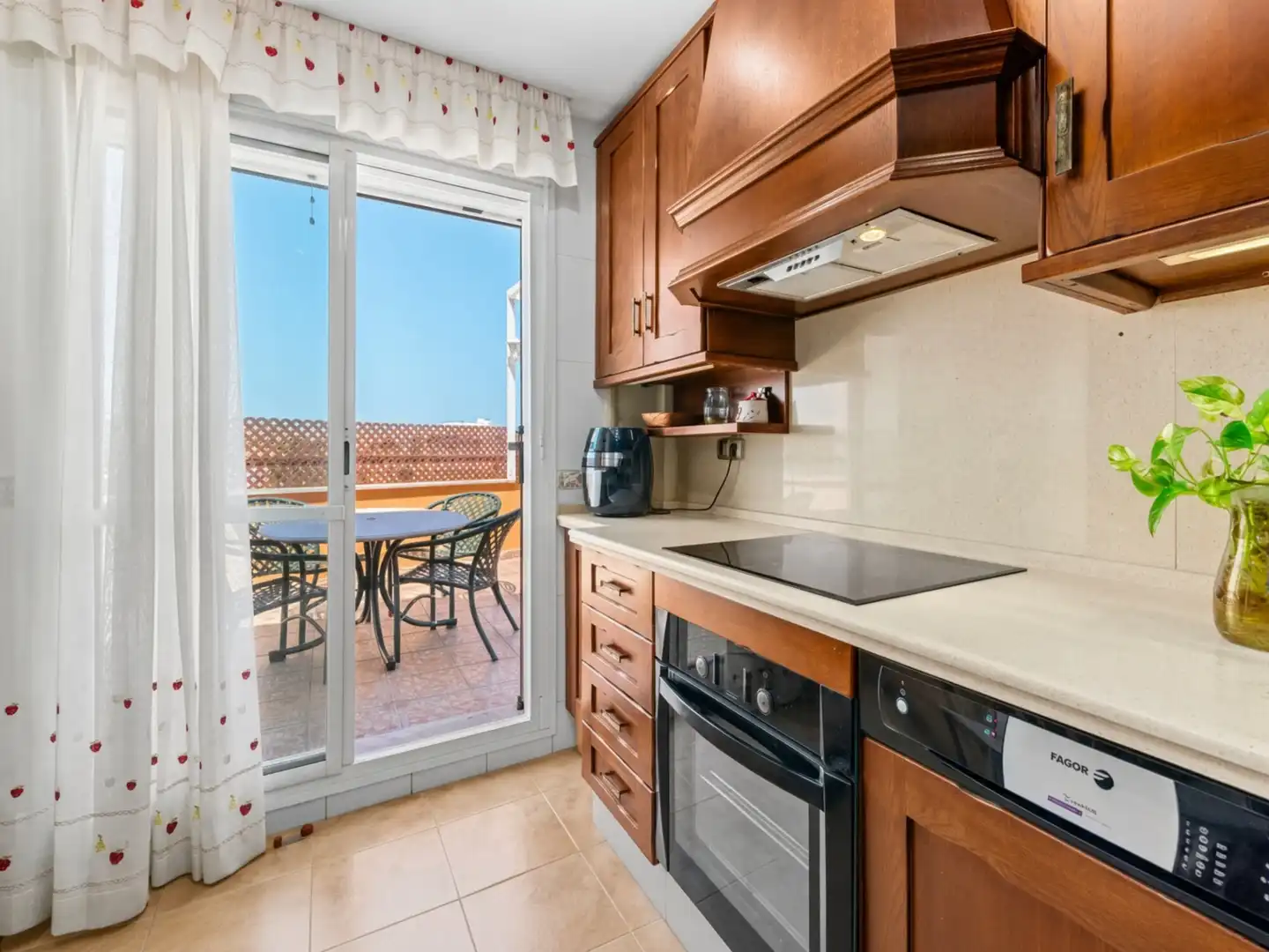 Ático con ascensor en venta en Estepona Pueblo, imagen 5