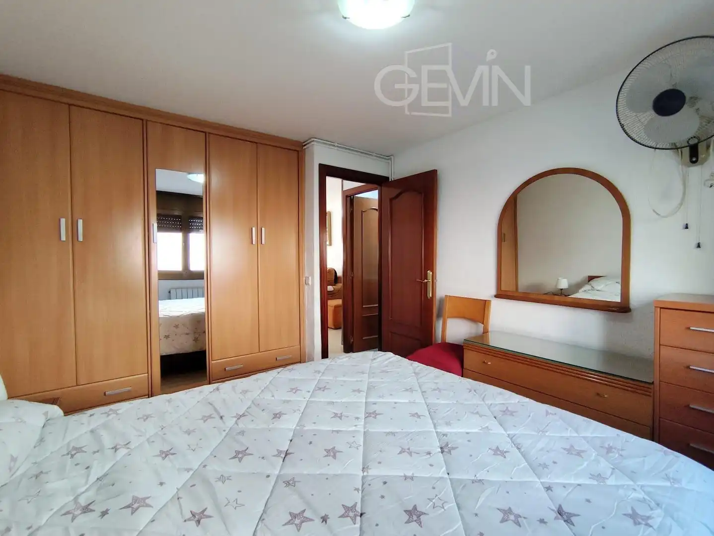 Habitación de Piso en venta en Santa Perpètua de Mogoda con Aire acondicionado, Calefacción y Trastero