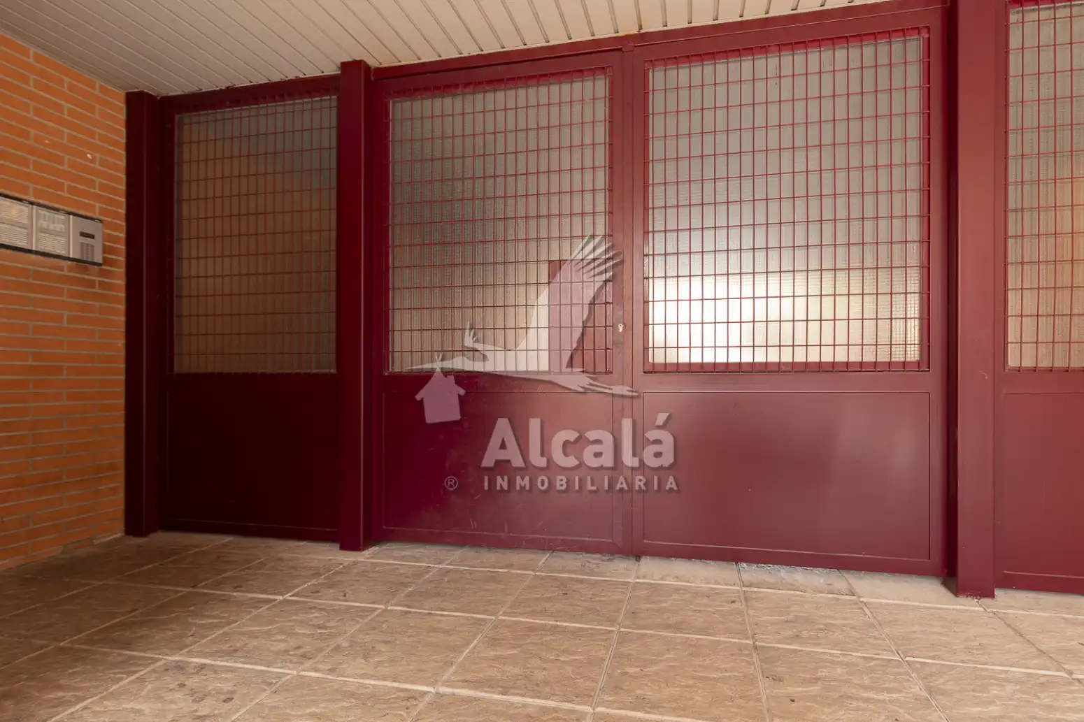 Pis en venda en Alcalá de Henares amb Calefacció, Traster i Piscina