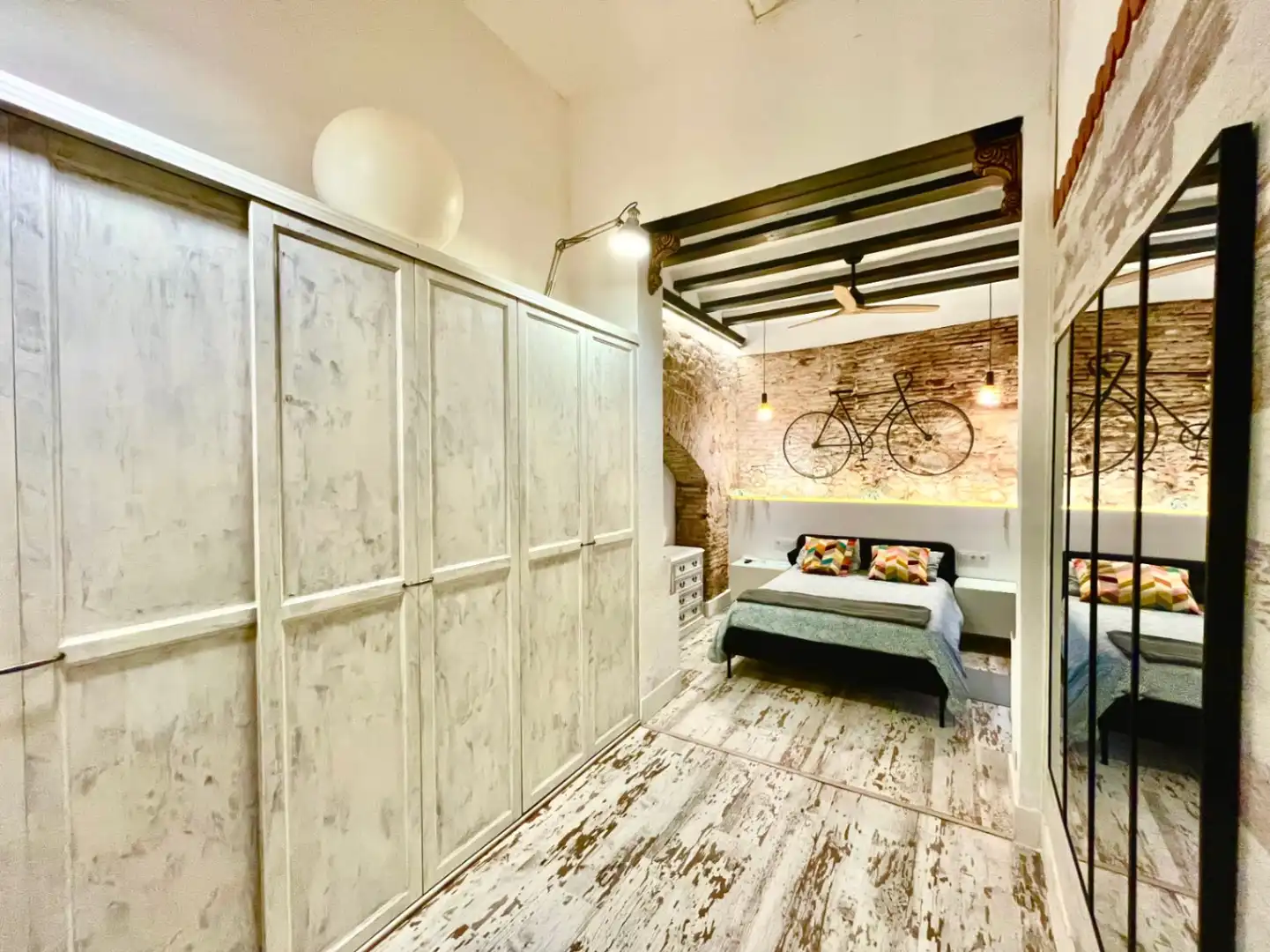Apartament amb terrassa de lloguer a Ciutat Vella, imagen 3