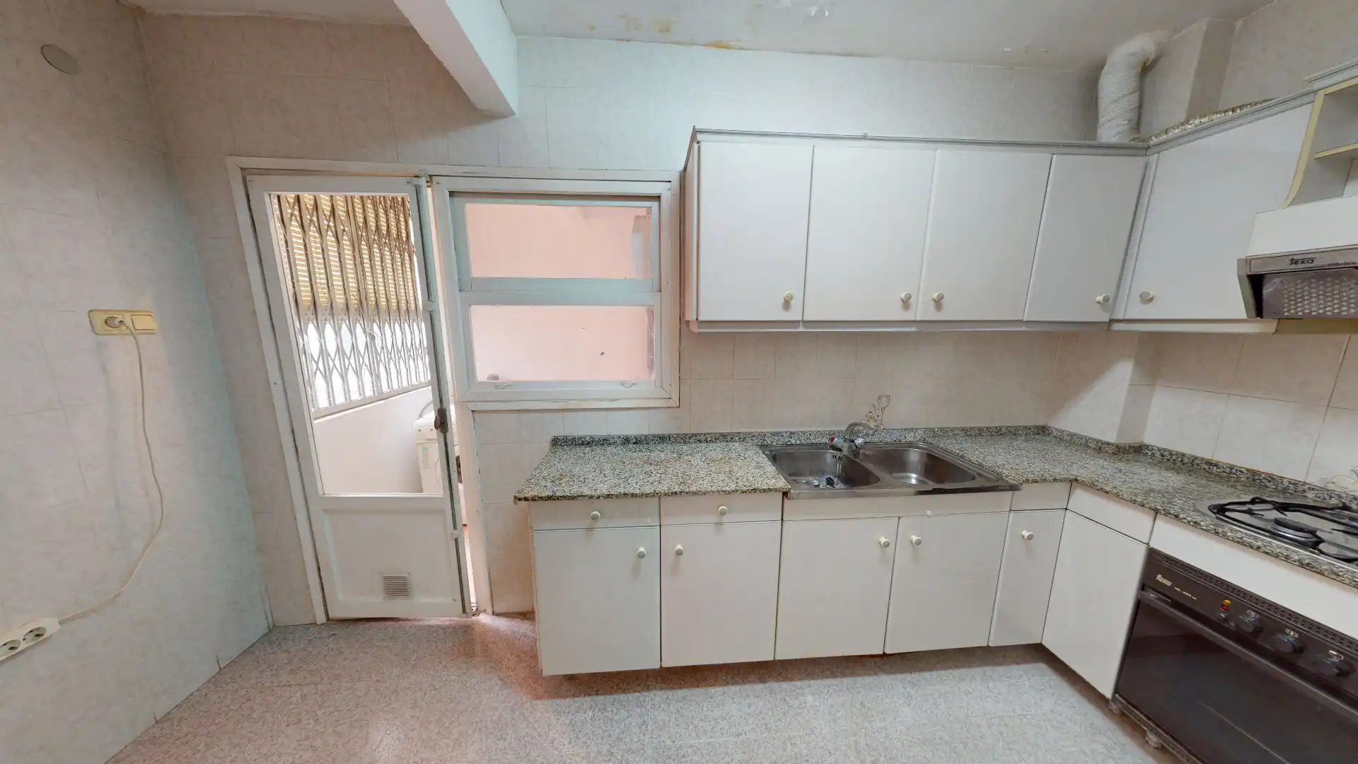 Kitchen of Flat for sale in Alicante / Alacant  with Balcony