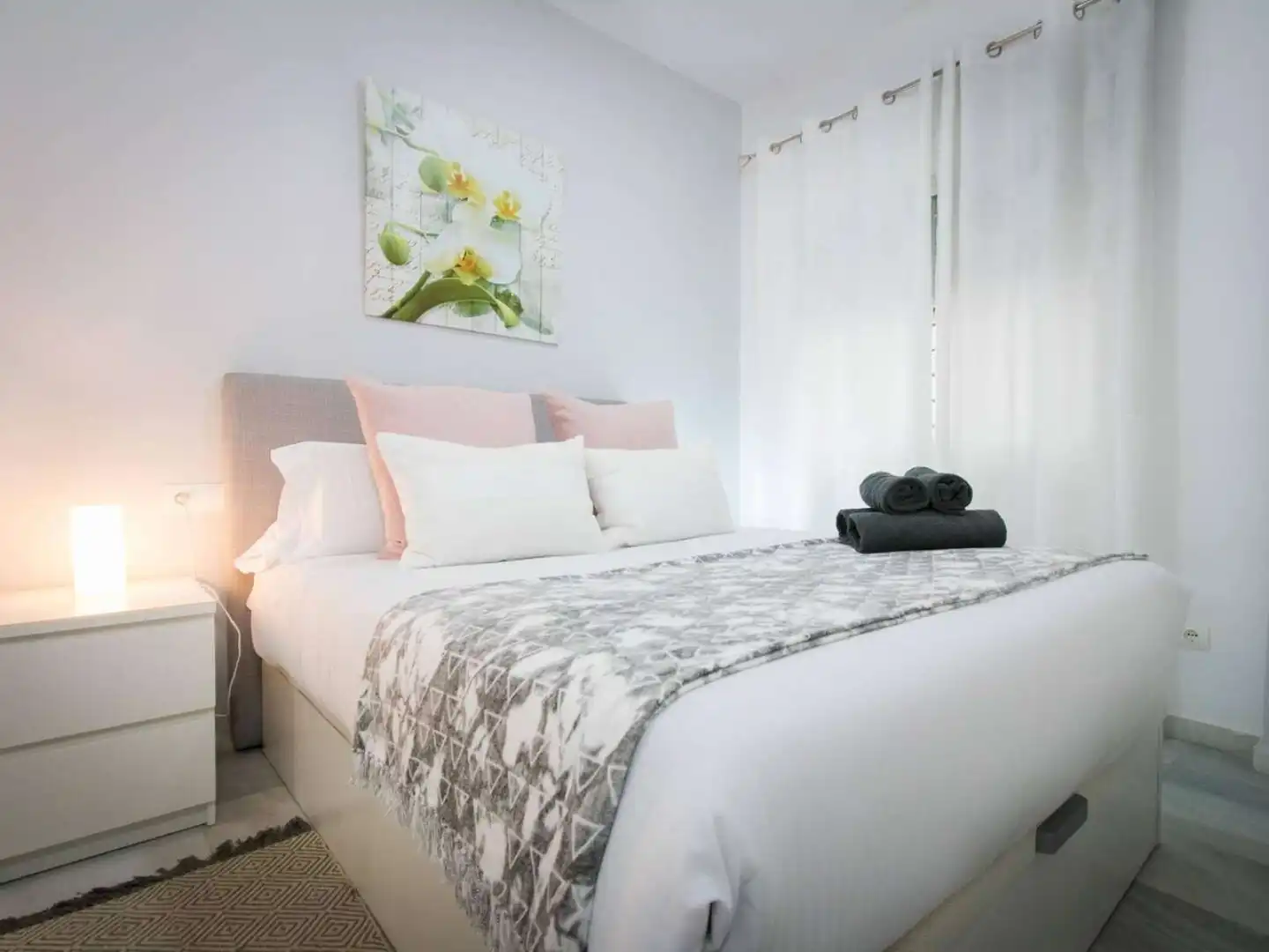 Dormitori de Apartament per a compartir en Málaga amb Aire condicionat, Calefacció i Terrassa