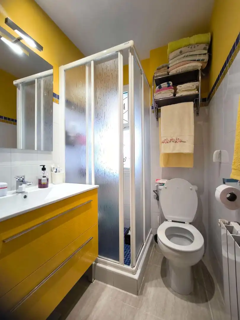 Baño de Casa o chalet en venta en La Nucia con Aire acondicionado, Calefacción y Jardín privado