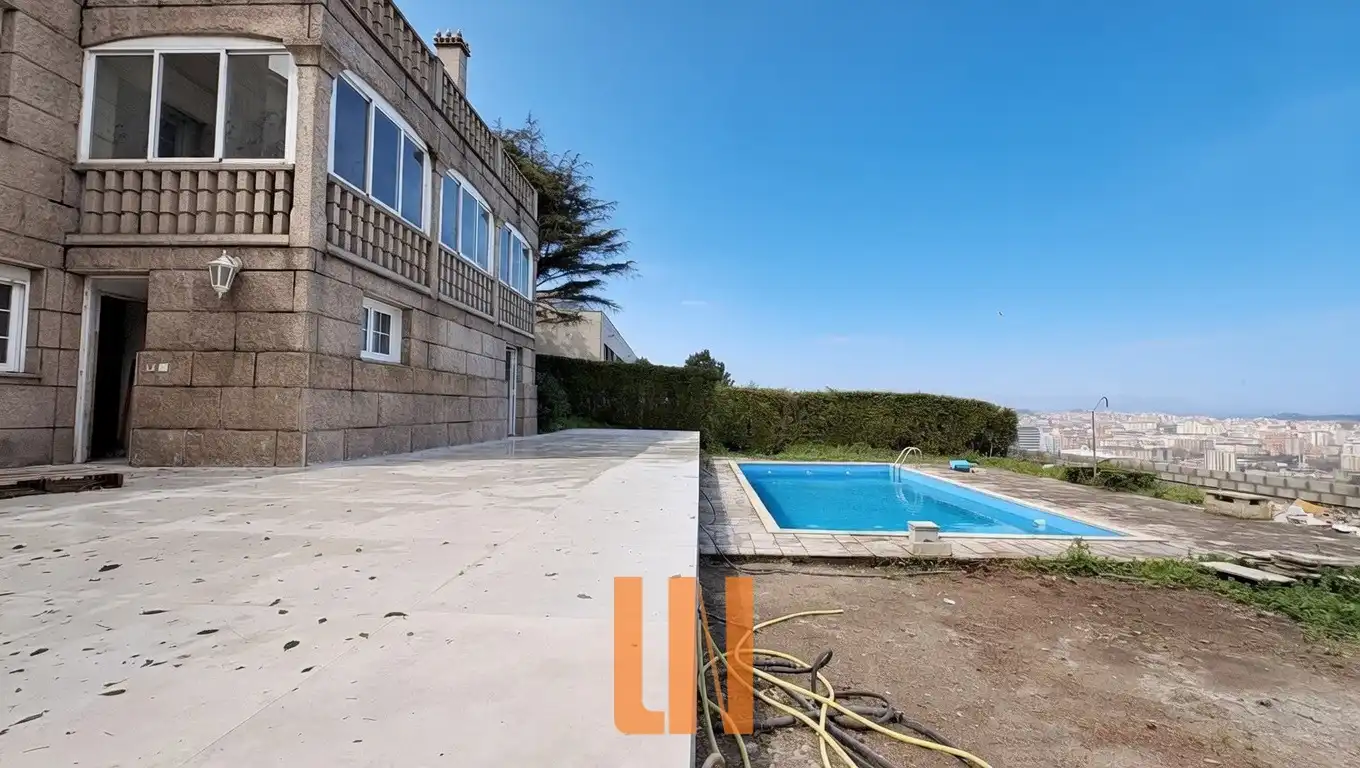 Jardín de Casa o chalet en venta en A Coruña Capital  con Calefacción, Jardín privado y Parquet