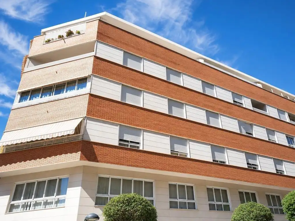 Außenansicht von Wohnung zur Miete in Alicante / Alacant mit Parkett und Möbliert