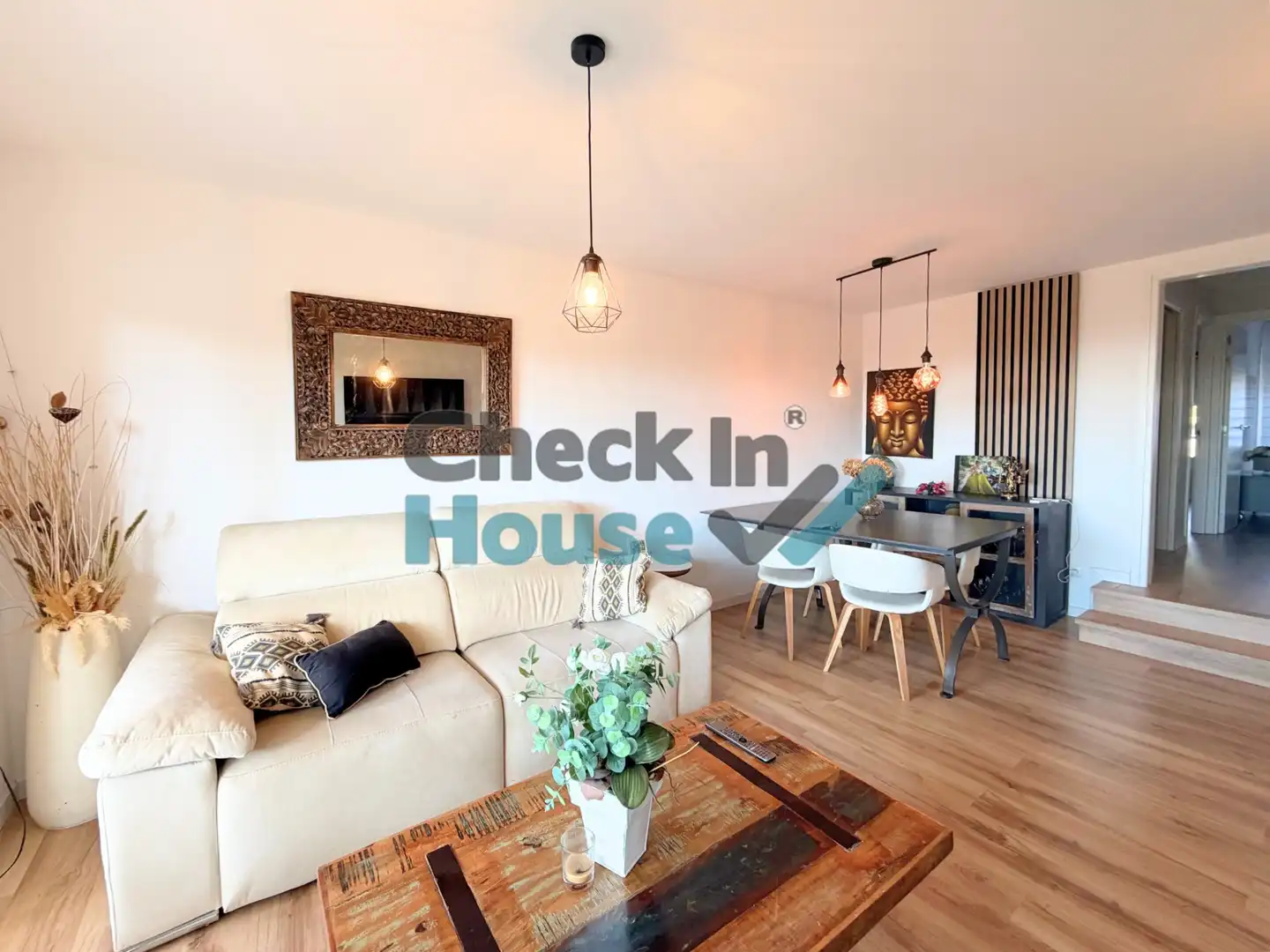 Sala de estar de Planta baja en venta en Castell d'Aro, Platja d'Aro i s'Agaró con Aire acondicionado, Jardín privado y Trastero