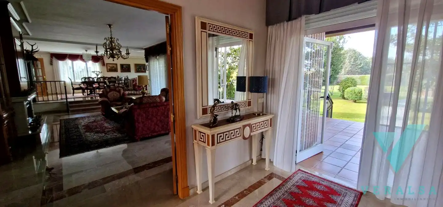 Casa o xalet en venda a Del Bonsái, Prado Norte