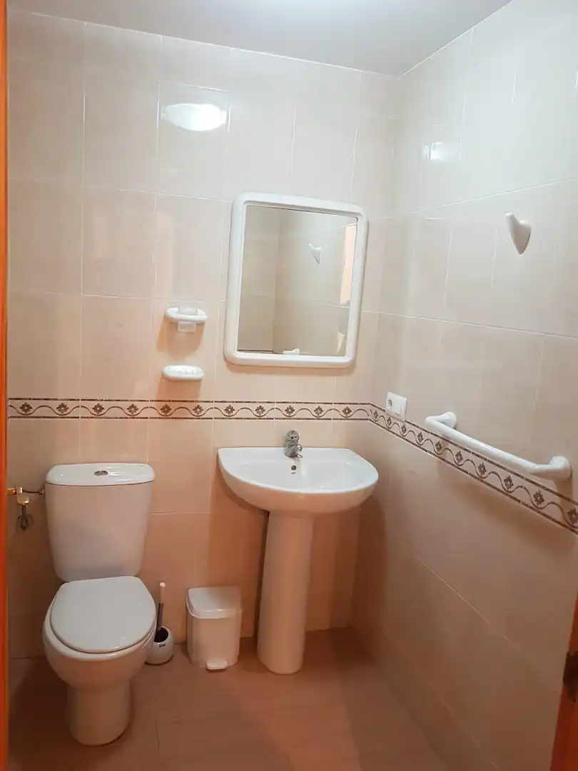 Baño de Piso en venta en Cartagena con Aire acondicionado, Trastero y Amueblado