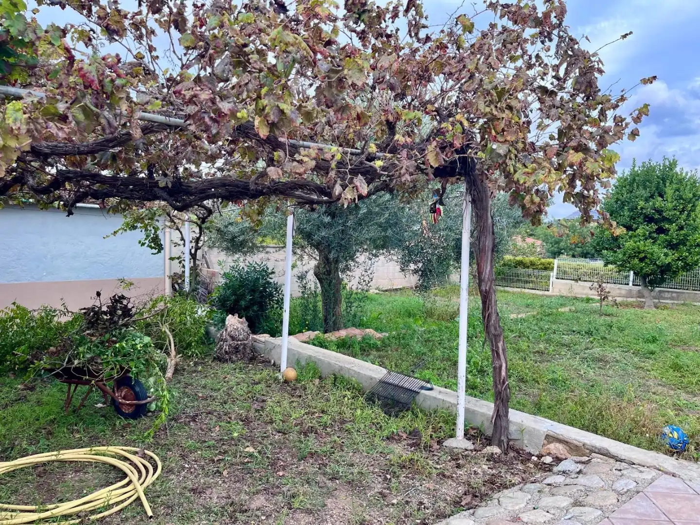 Casa rústica con piscina en venta en Carrer del Vallespir 48, imagen 3