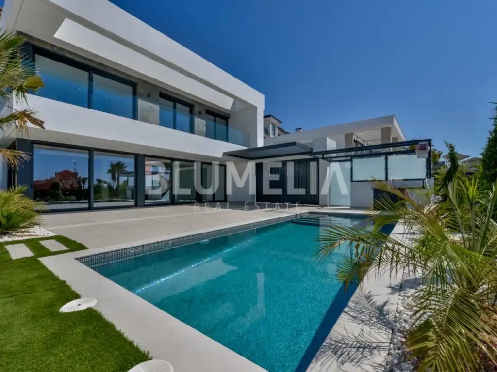 Casa amb terrassa en venda a Golf Bahía, imagen 57