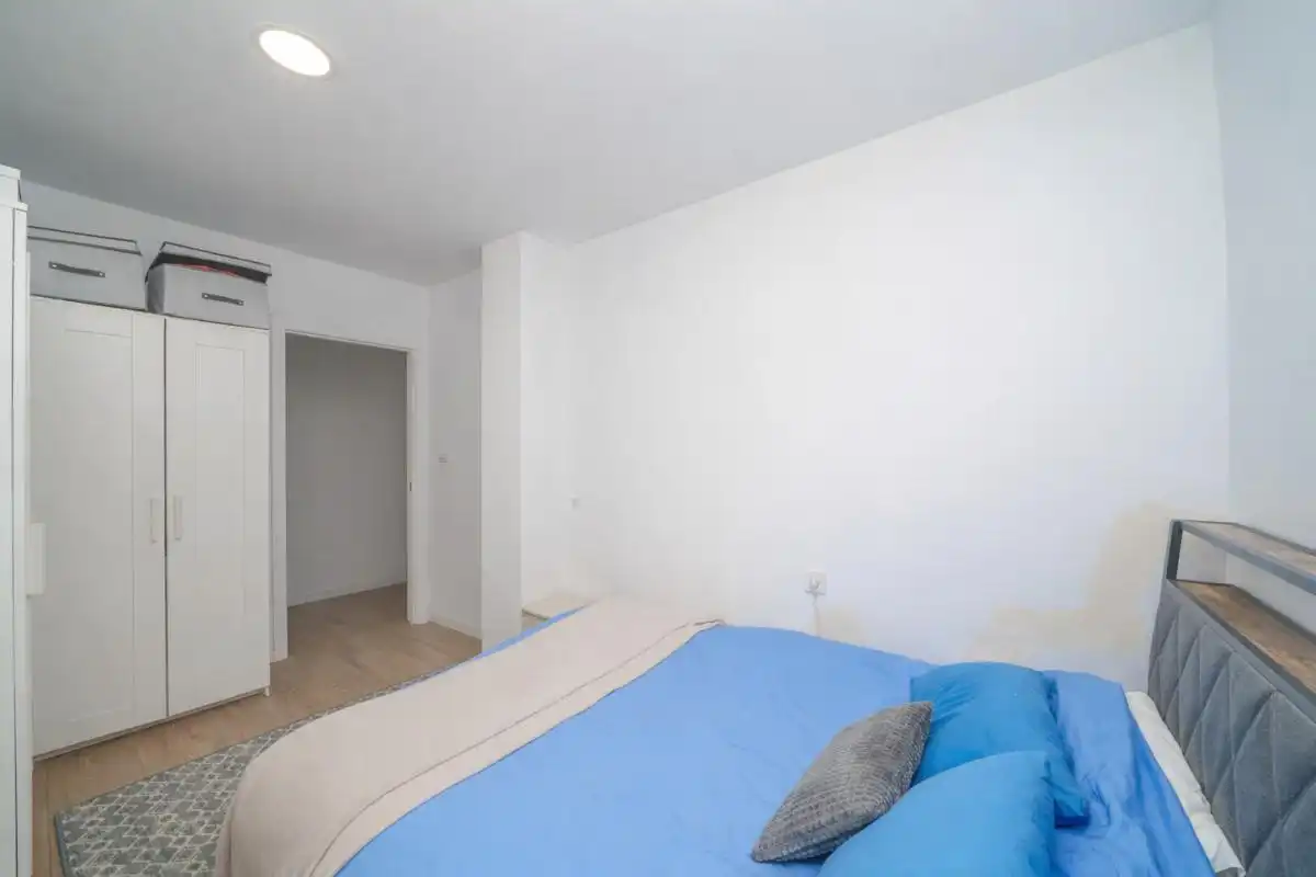 Schlafzimmer von Erdgeschoss zum Verkauf in Alicante / Alacant mit Klimaanlage, Heizung und Möbliert