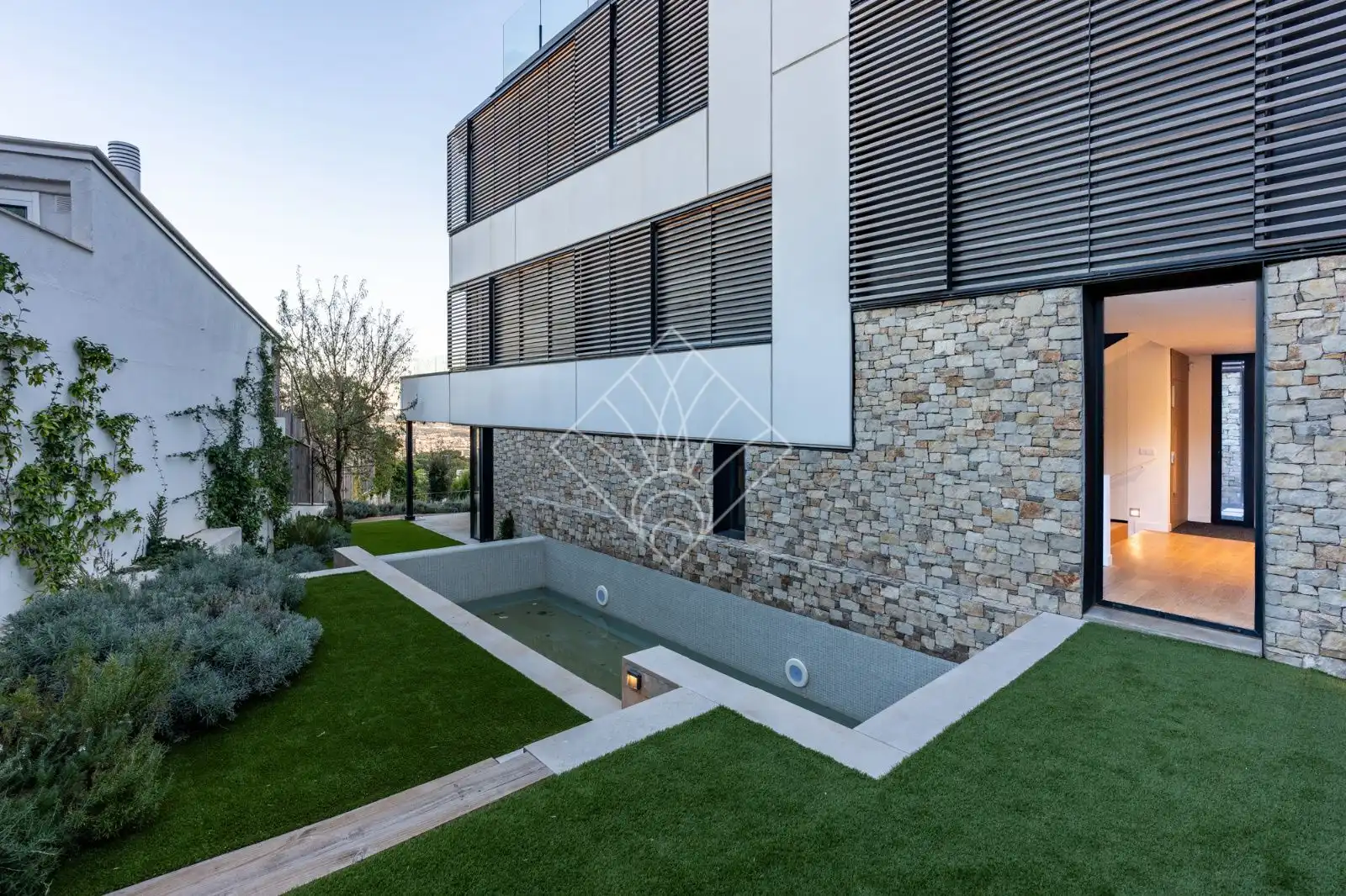 Casa amb terrassa en venda a Sarrià - Sant Gervasi, imagen 2