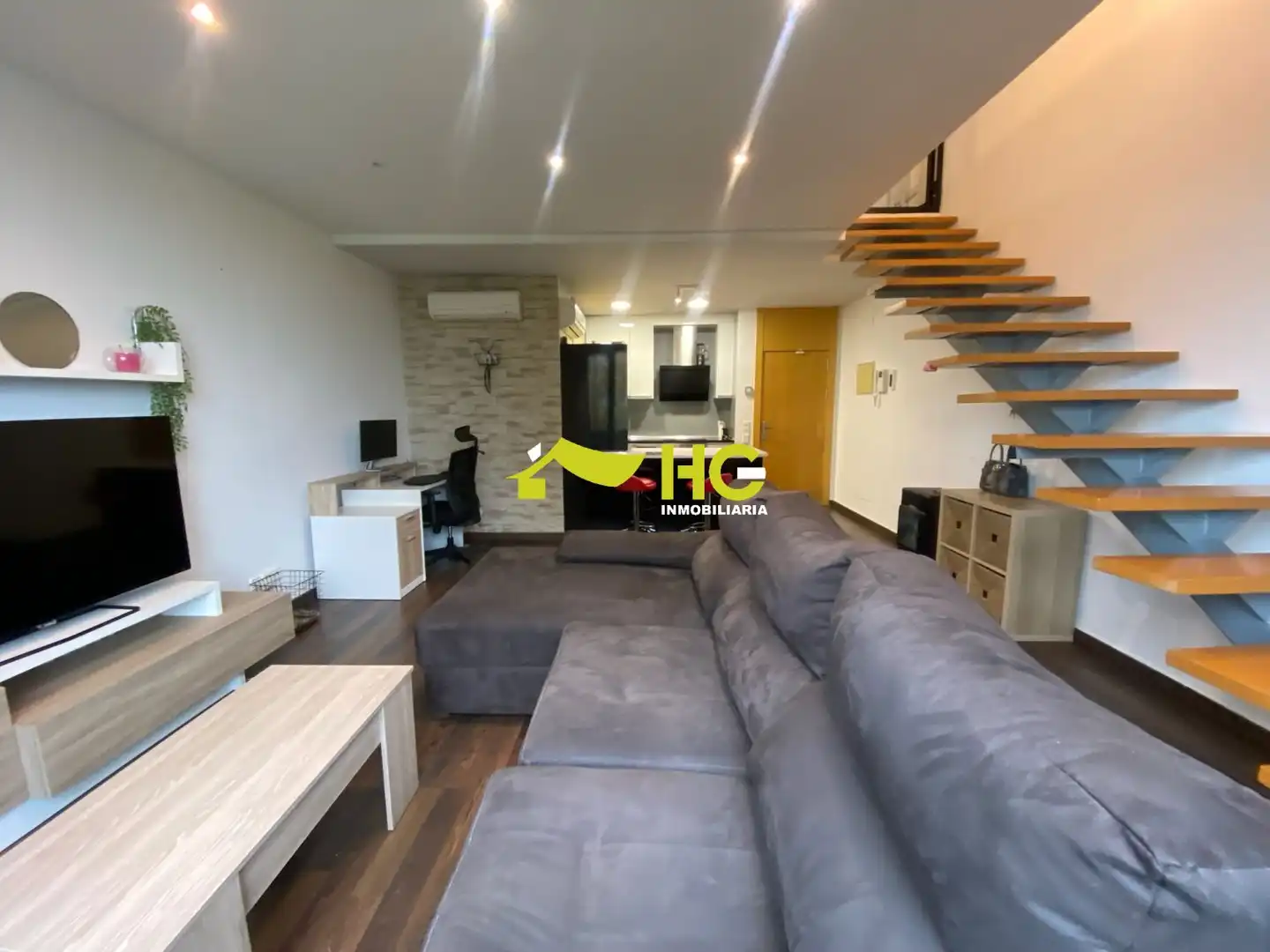 Sala de estar de Ático de alquiler en Alcorcón con Aire acondicionado, Calefacción y Terraza