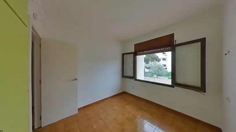 Bedroom of Flat for sale in L'Escala