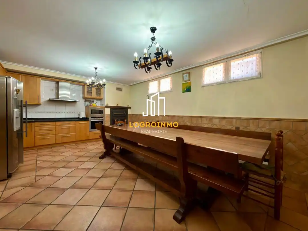 Adosado con piscina en venta en Villamediana de Iregua, imagen 18