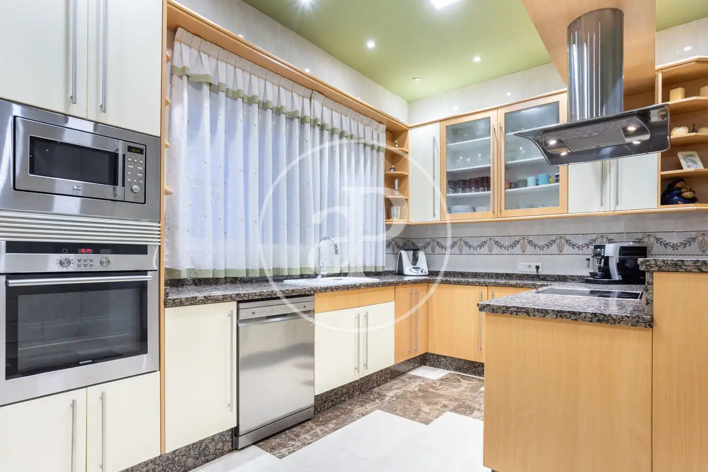 Kitchen of Detached homes for sale in Valencia  with Air Conditioner, Heating and Terrace