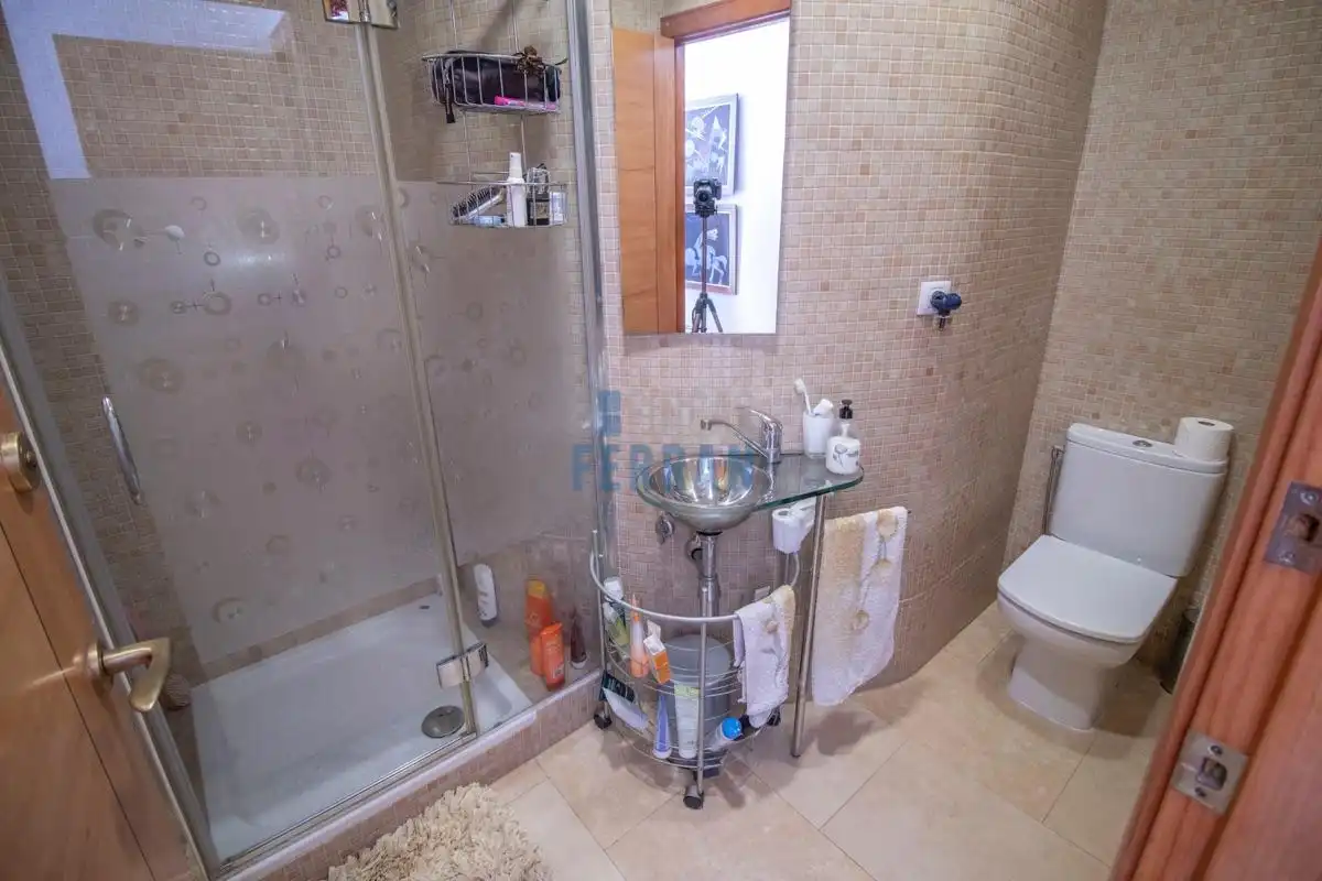 Bathroom of Houses for sale in El Vendrell  with Air Conditioner, Heating and Terrace