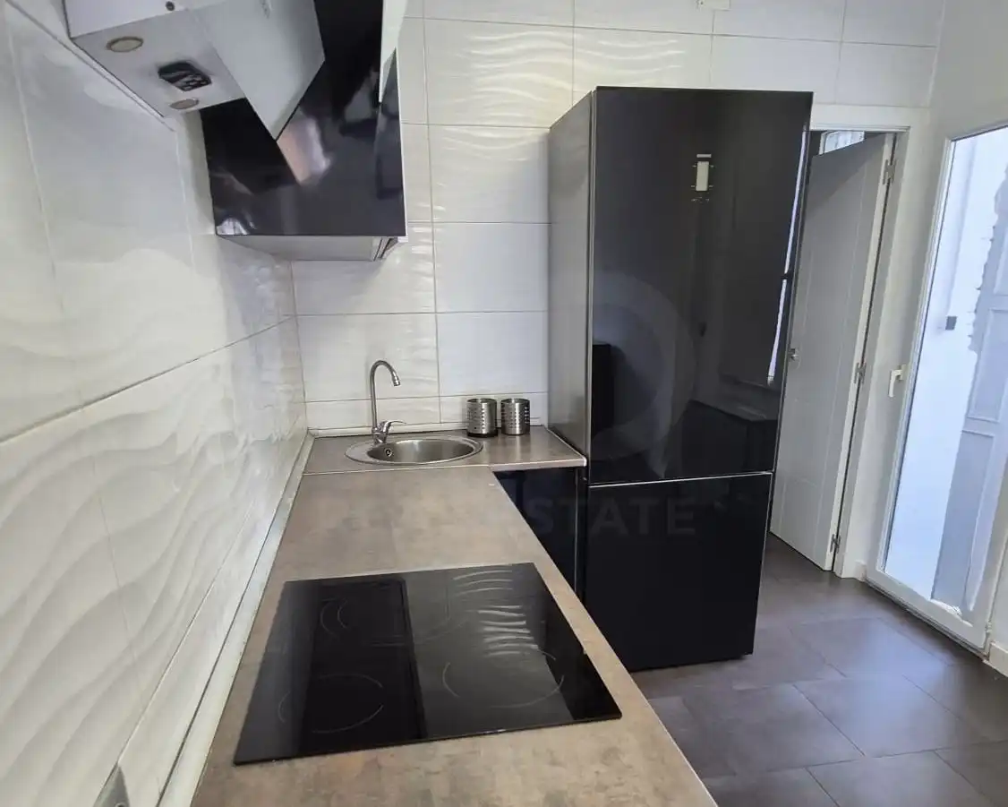 Kitchen of Flat for sale in Zaragoza  with Air Conditioner, Heating and Terrace