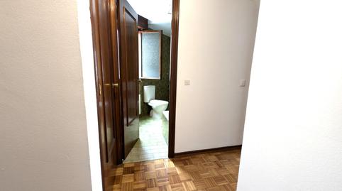 Foto 5 de Piso en venta en Calle de Llano Ponte, 7, Milán - Pumarín, Asturias