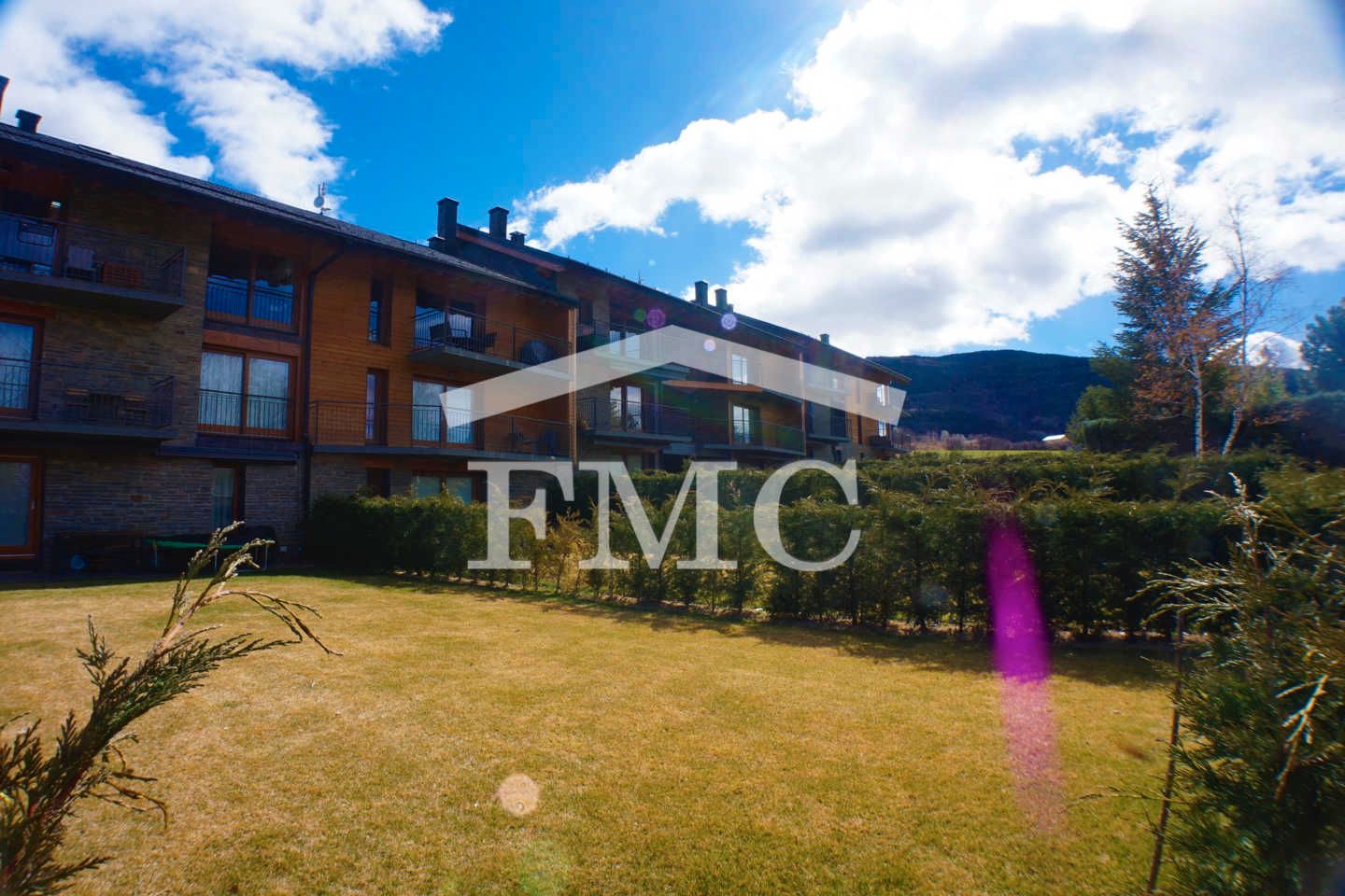 Garden of Flat to rent in Sainte - Léocadie  with Heating, Parquet flooring and Terrace