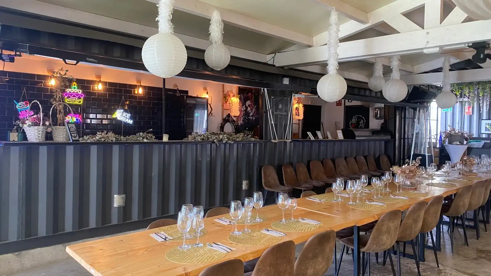 Local comercial en traspaso en Victoria - Les Vil·les - Canyadell, imagen 2