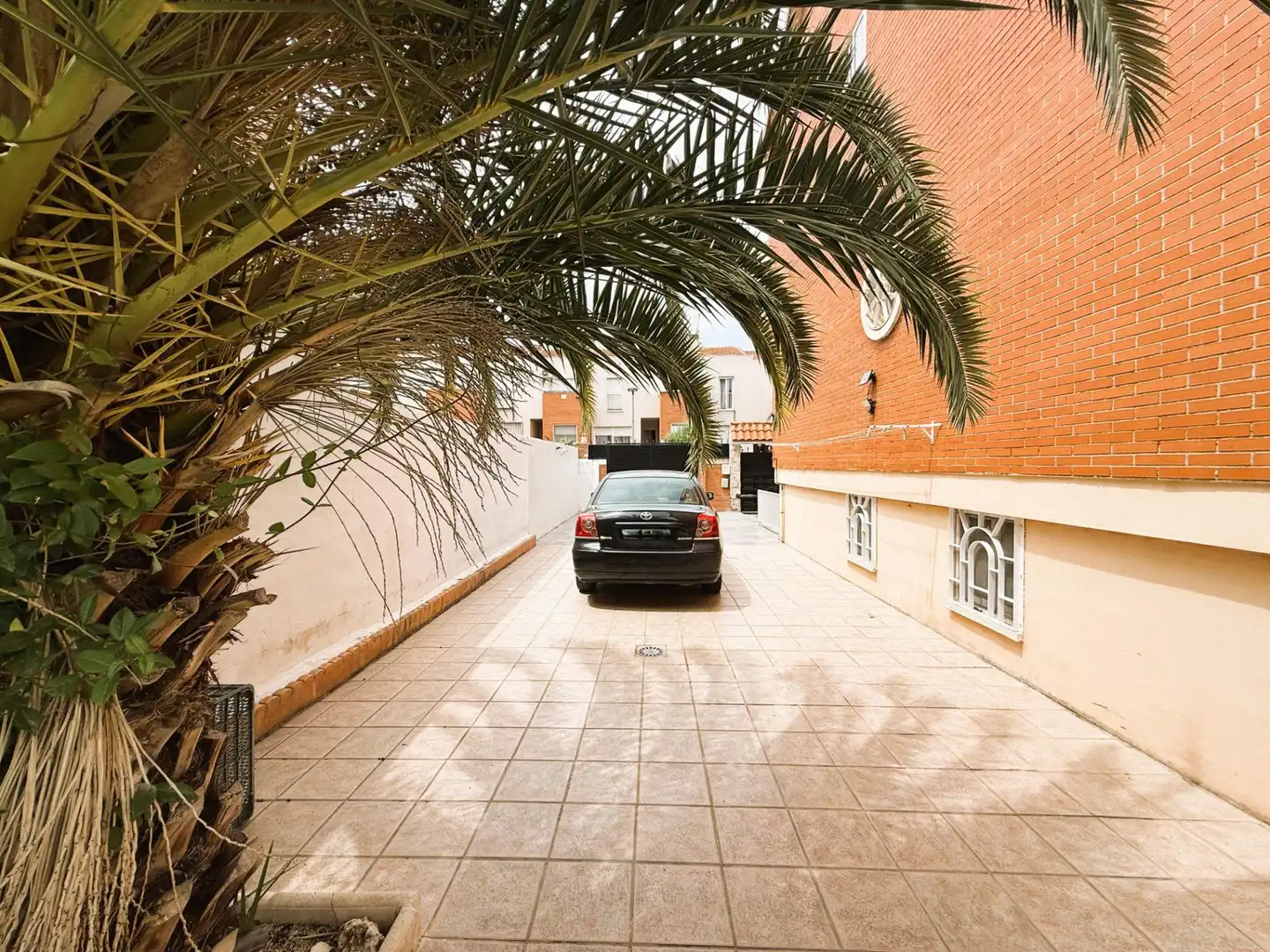 Exterior view of Detached homes for sale in Arganda del Rey  with Air Conditioner, Heating and Swimming Pool